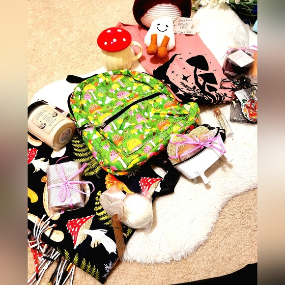 LIKE TO BE NOTIFIED WHEN I GO LIVE!! - Picture 6 of 11